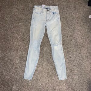 American Eagle Hi Rise Bleached Denim Ripped Jeans